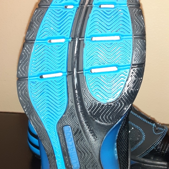 Adidas climacool Men's 10.5 atheletic shoes - Picture 5 of 8